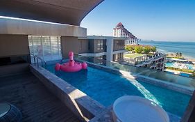 3Bedroom Beach Penthouse Hua Hin
